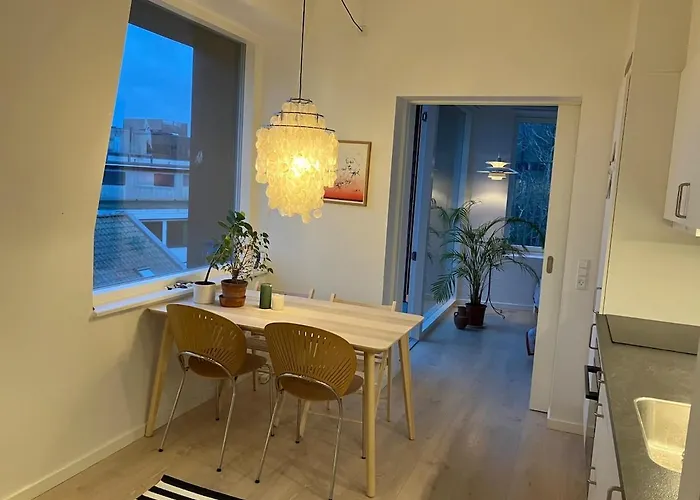 Apartment Lovely In C Aarhus
