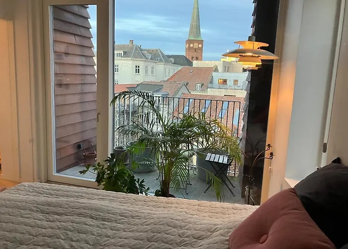 아파트 Lovely In C